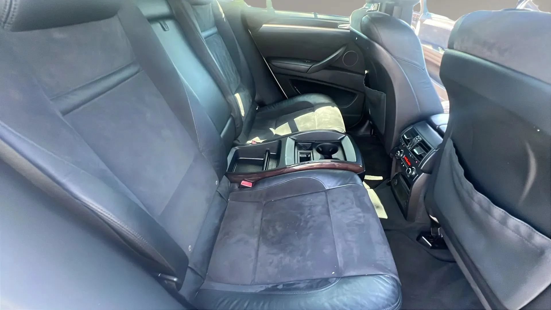 Used 2011 BMW X6 xDrive35i AWD/4WD image 18