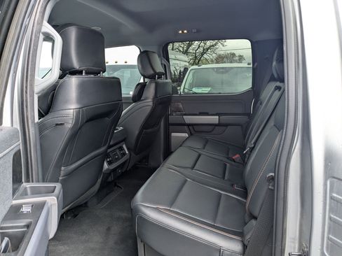 Used 2024 Ford F350 Lariat w/ Lariat Ultimate Package image 33