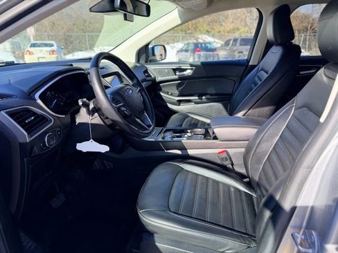 Used 2020 Ford Edge SEL w/ Cargo Accessory Package image 6