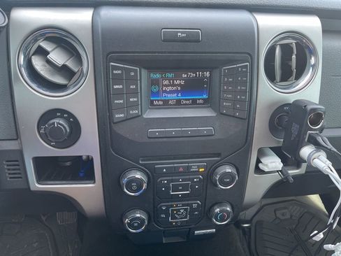 Used 2013 Ford F150 XLT w/ XLT Chrome Pkg image 8