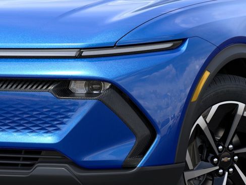 New 2026 Chevrolet Equinox EV LT FWD image 58