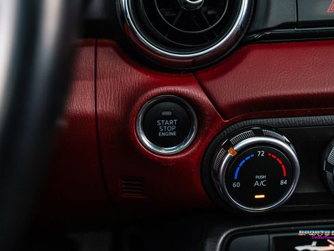 Used 2020 MAZDA MX-5 Miata Grand Touring image 23