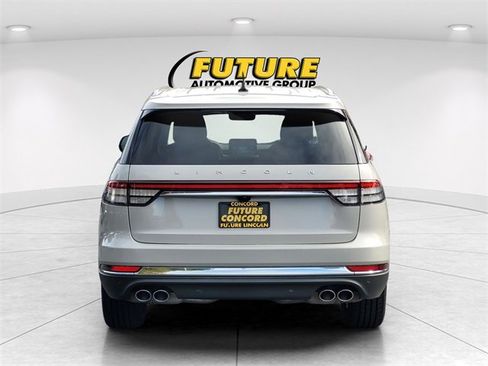 Certified 2022 Lincoln Aviator Reserve image 6