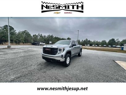 Used 2024 GMC Sierra 1500 Pro w/ Pro Value Package