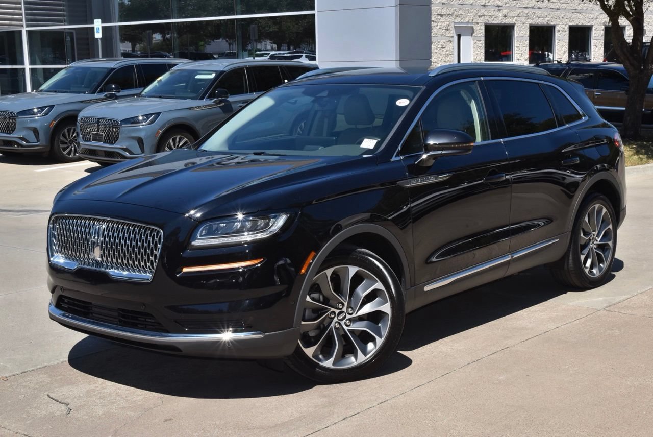 Used 2023 Lincoln Nautilus Reserve w/ Equipment Group 201A AWD/4WD image 41