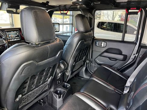 Used 2021 Jeep Gladiator Rubicon image 46