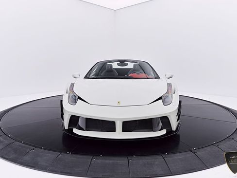 Used 2014 Ferrari 458 Spider RWD image 27
