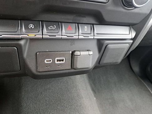 Used 2022 Chevrolet Silverado 1500 Custom AWD/4WD image 20