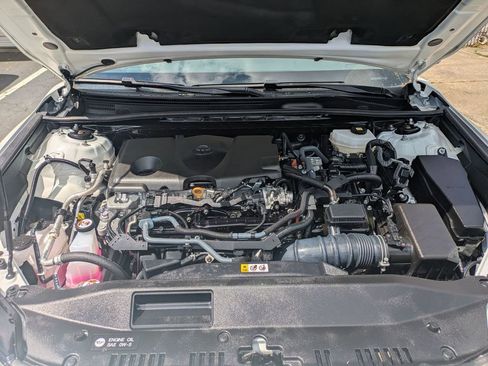 Used 2025 Toyota Camry LE image 34