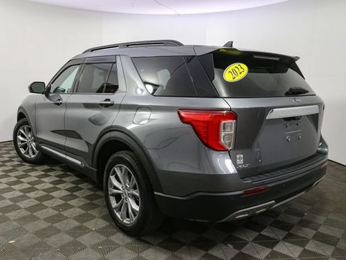 Used 2023 Ford Explorer XLT w/ Equipment Group 202A AWD/4WD image 7