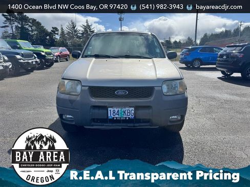 Used 2001 Ford Escape XLT image 2