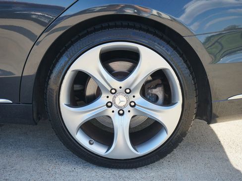 Used 2014 Mercedes-Benz S 550 Sedan image 13