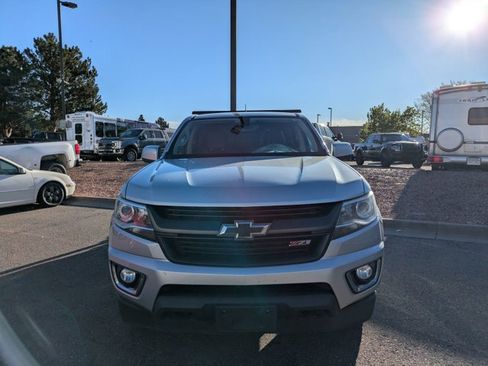 Used 2017 Chevrolet Colorado Z71 image 2