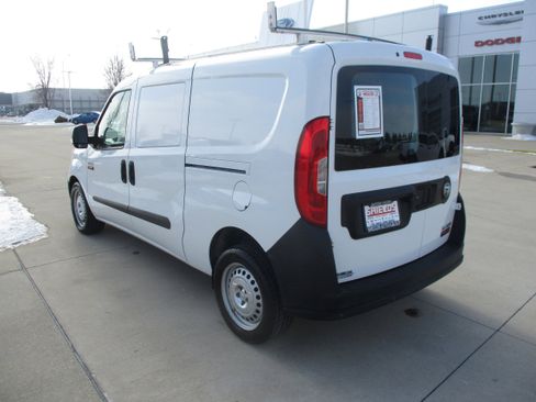 Used 2018 RAM ProMaster City Tradesman image 3
