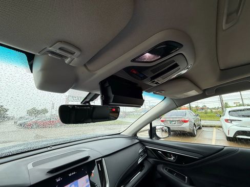 Used 2022 Subaru Outback Limited image 55