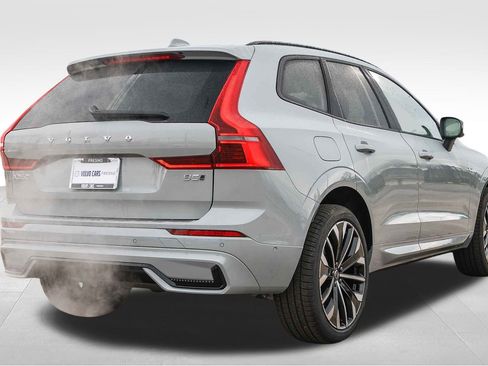 New 2026 Volvo XC60 B5 Ultra w/ Protection Package Premier image 5