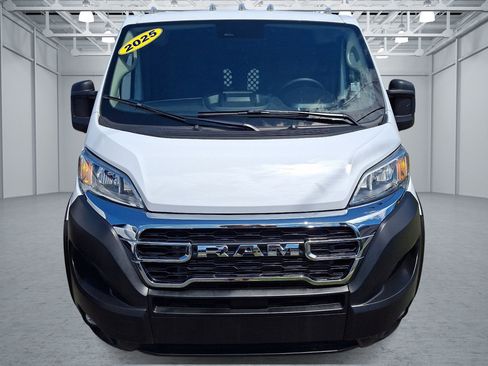 Used 2025 RAM ProMaster 2500 w/ U-Haul Equipment Group FWD image 7