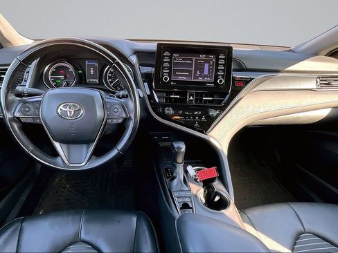 Used 2023 Toyota Camry SE FWD image 13