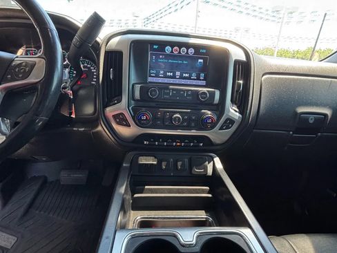 Used 2017 GMC Sierra 1500 SLT image 18