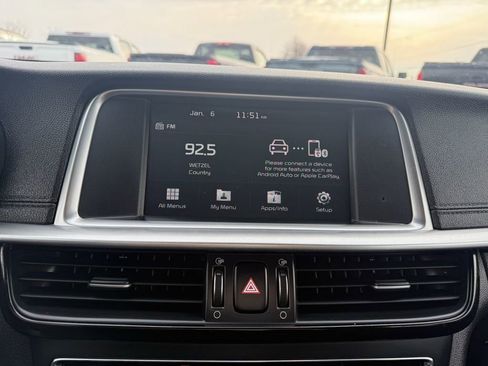 Used 2019 Kia Optima LX image 12