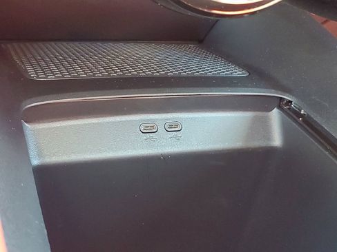 Certified 2025 Chevrolet Blazer EV RS image 35