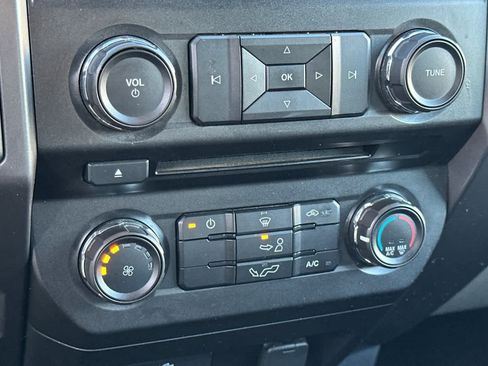 Used 2018 Ford F150 XLT image 19