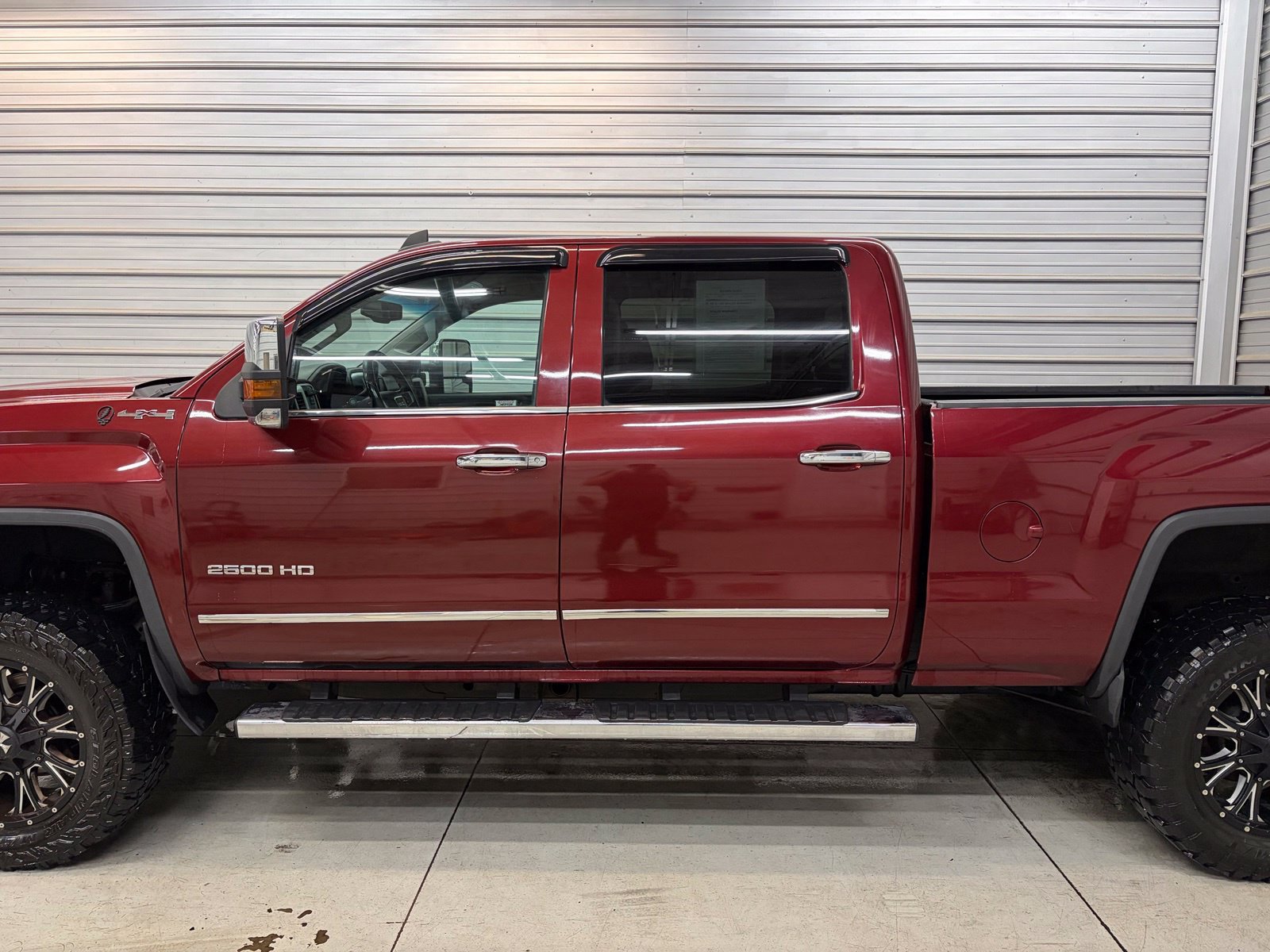 Used 2015 GMC Sierra 2500 SLT AWD/4WD image 9