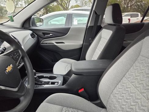 Used 2023 Chevrolet Equinox LS w/ LS Convenience Package image 6