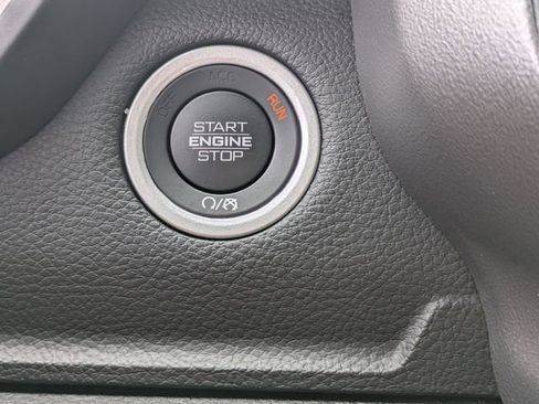 Used 2024 RAM 1500 Laramie RWD image 30