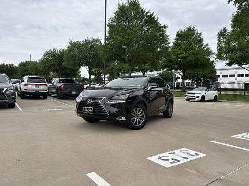 Used 2019 Lexus NX 300 FWD w/ Comfort Package image 1