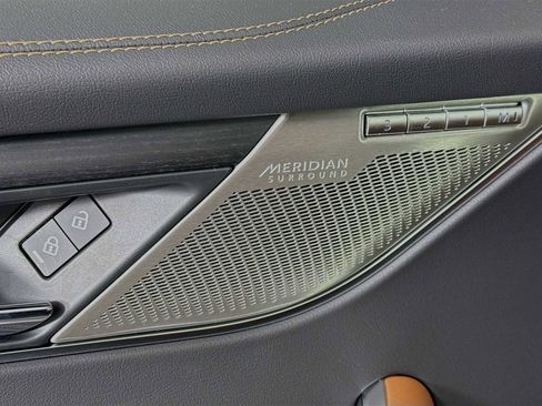 New 2026 Jaguar F-PACE R-Dynamic S image 20