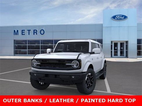 New 2025 Ford Bronco Outer Banks image 3