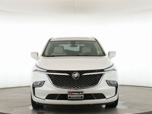 Used 2023 Buick Enclave Avenir image 12