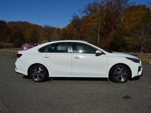 Used 2021 Kia Forte LXS image 4