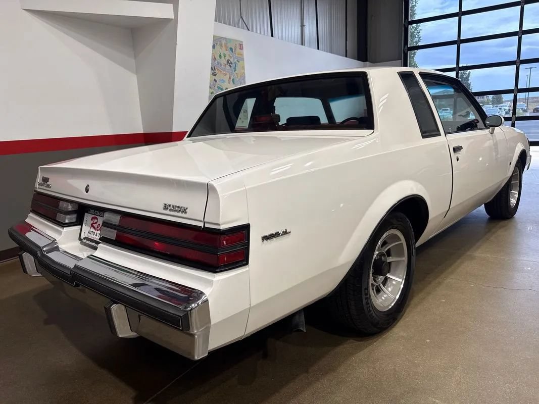 Used 1987 Buick Regal Coupe RWD image 34