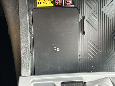 Used 2025 Toyota Tacoma SR5 image 30