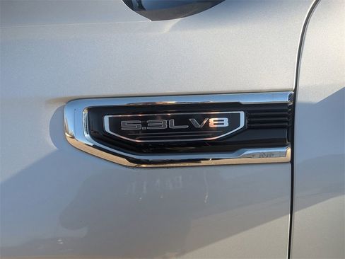 Used 2019 GMC Sierra 1500 SLT image 10