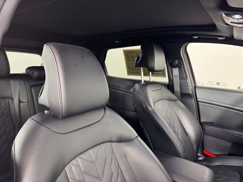 Used 2025 Kia Sportage X-Line w/ Premium Package AWD/4WD image 35