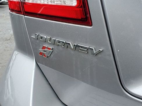 Used 2019 Dodge Journey GT image 5
