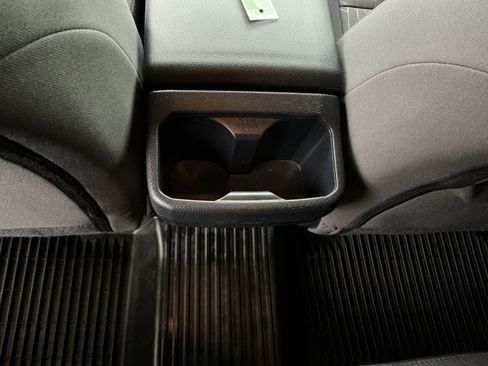 Used 2018 Toyota Tacoma TRD Off-Road image 32