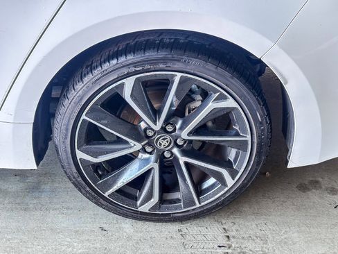 Certified 2020 Toyota Corolla SE w/ Carpet Mat Package (TMS) image 12