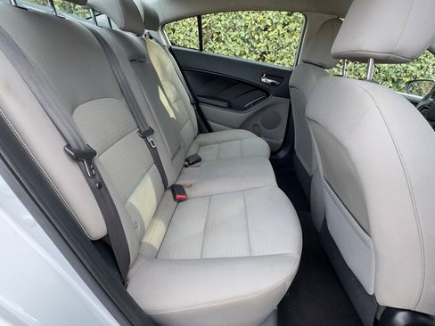 Used 2016 Kia Forte LX w/ LX Popular Plus Package image 13