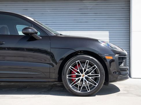 Certified 2023 Porsche Macan GTS AWD/4WD image 9