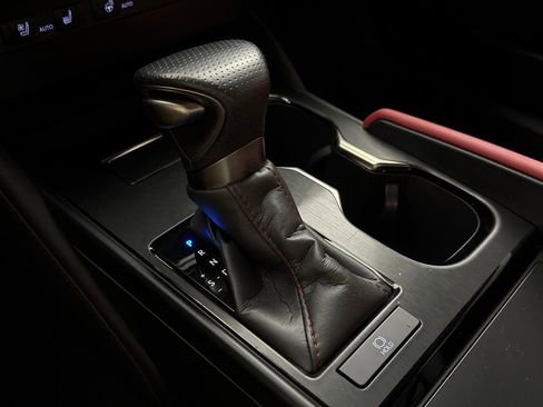 Used 2024 Lexus ES 350 F Sport w/ Accessory Package (Z2) FWD image 18