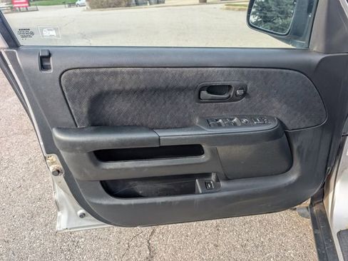 Used 2006 Honda CR-V LX image 9