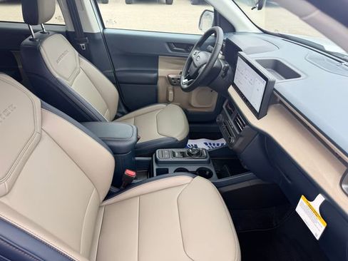 New 2026 Ford Maverick Lariat w/ 4K Tow Package image 31