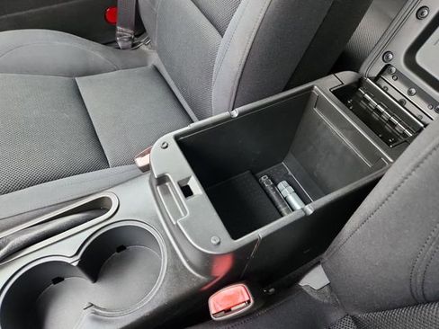 Used 2009 Pontiac G6 GT image 38