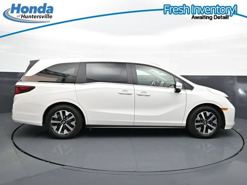 Used 2026 Honda Odyssey EX-L image 11