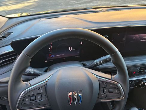 Used 2025 Buick Encore GX Preferred image 28