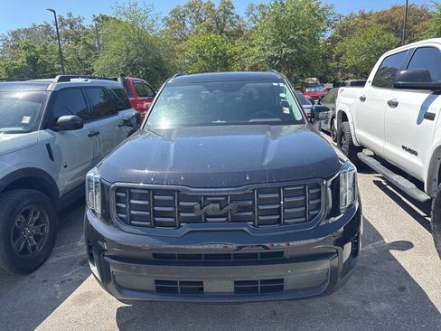 Used 2024 Kia Telluride S w/ S Sunroof Package image 2